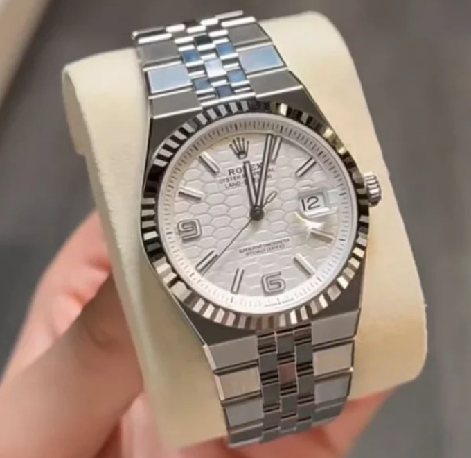 成功者のブランドロレックス ランドドゥエラーコピー 40mm 127334 [1]