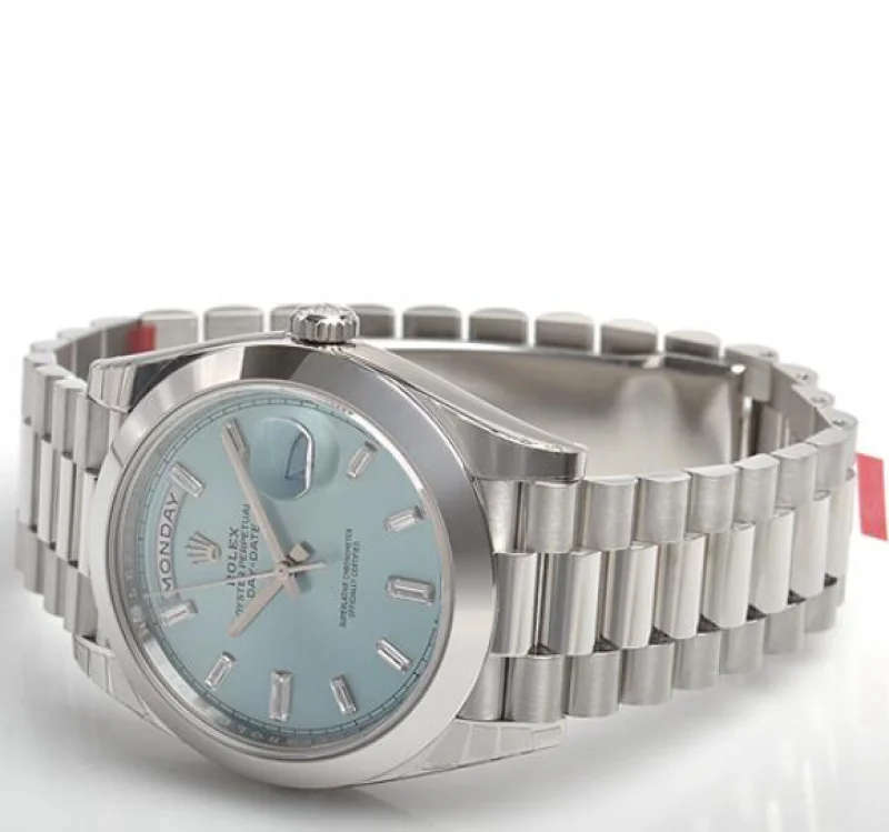 ロレックス Rolex デイデイトコピー 228206Aアイスブルー