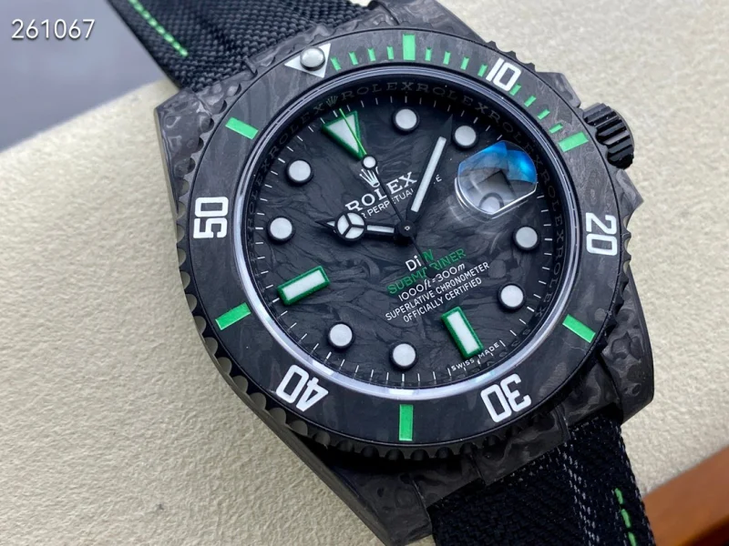 超人気サブマリーナー DIWカーボンファイバー グリーン 40MM 【VS工場出品】69237bx[2]
