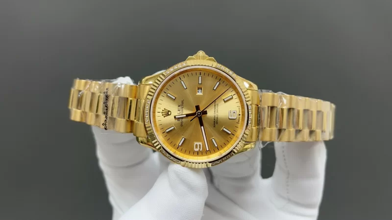 ロレックス レディースデイトジャスト 34mm シャンパン文字盤 ダイヤベゼル ラグジュアリー