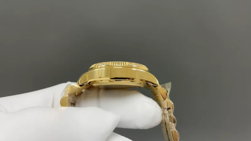 ロレックス レディースデイトジャスト 34mm シャンパン文字盤 ダイヤベゼル ラグジュアリー