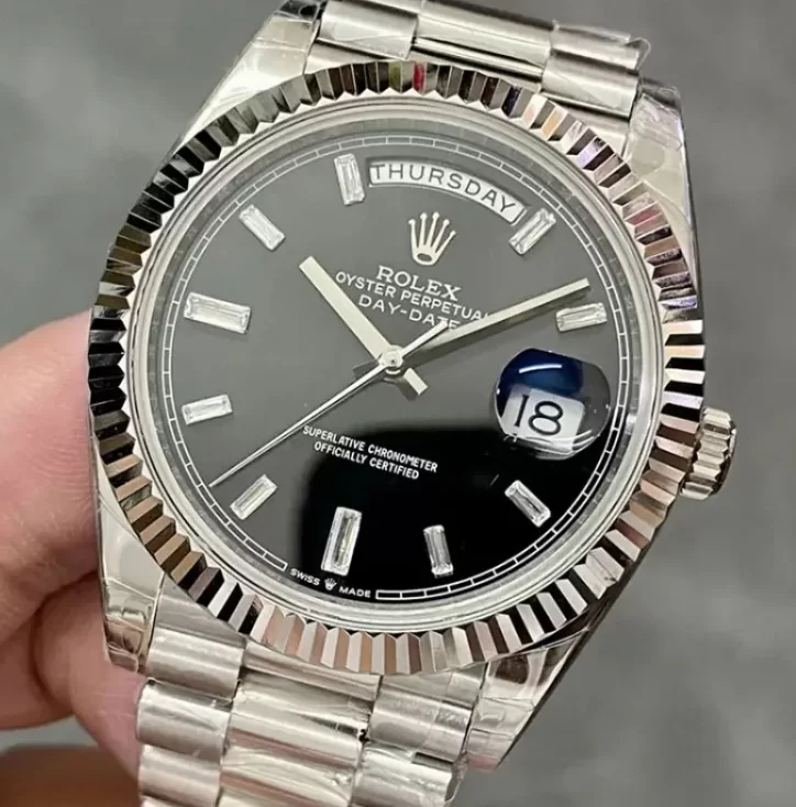 2023工場直売ロレックスコピーデイデイト M228236-0004 ブラック 40mm