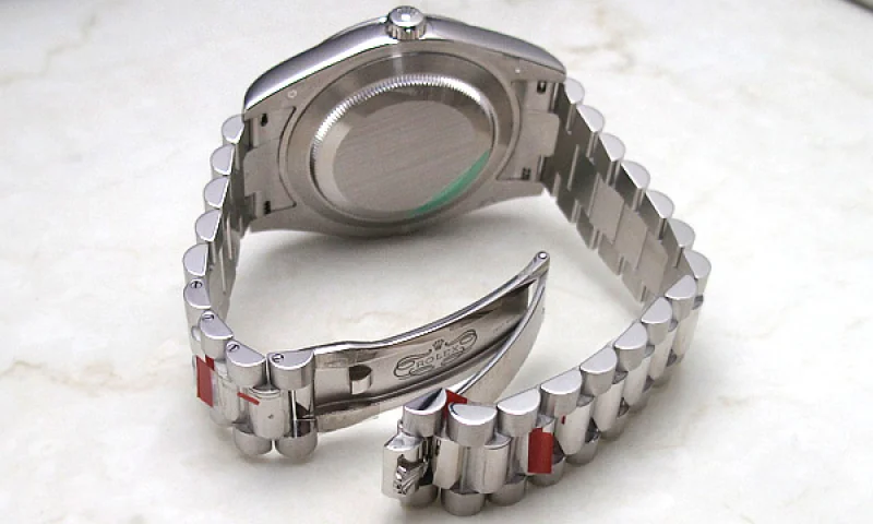 ロレックス(ROLEX) 時計 デイデイトII 218206